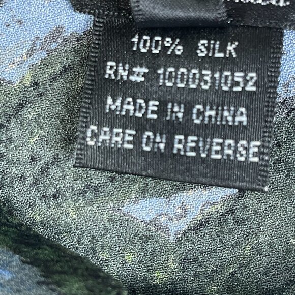 Citron Santa Monica Womens Medium Petite Silk Button Up Blouse Dragon Floral - Picture 4 of 12